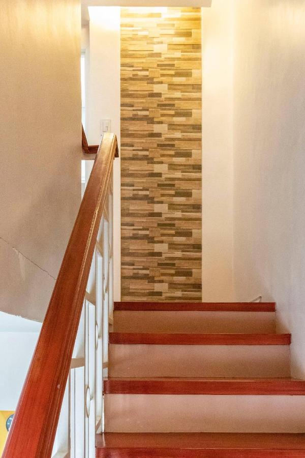 Brew Home Bacolod - 3 Bedroom House Exteriör bild